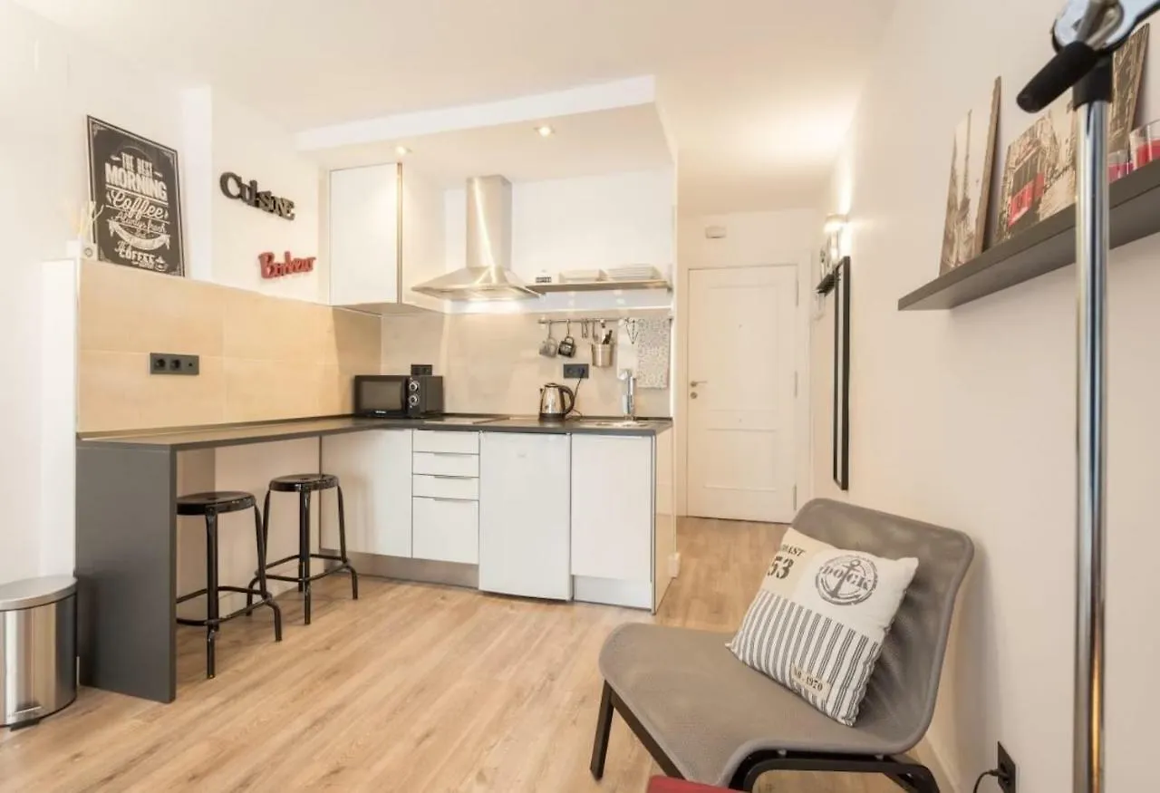 Malaga Beach Apartment Spagna
